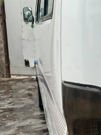 نيسان يورفان • غاز ٨٠ لتر • بدون ضربه