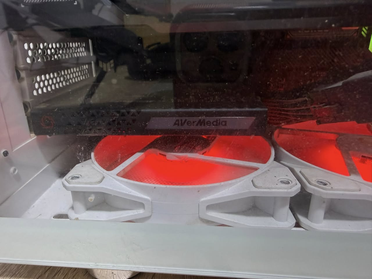 ايباد ريد ماجيك استرا ٢٥٦ نظافة ١٠٠٪؜
مع ملحقات 
سكوربيون ٢ برو 
ادابتر : piva ds7pro 
ستاند ايباد 
مبرد من شركة piva 
قطعة البث المباشر ايفر ميديا gc573 
تواصل واتساب ***********
بسعر مناسب
