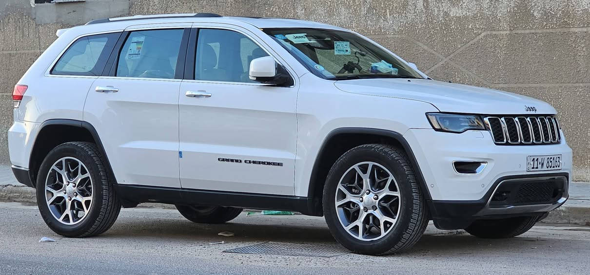 السلام عليكم جيب خليجي لمتيد 2019 فول الفول كل المواصفات مال الجيب  بيها
واحد على واحد مكفوله كفاله عامه سياره جاهزه ماشيه 54 مايلل مكان السيارة  كفاءات السيديه #السعر #38يعني #ثلاثة #شدات #وثمن #اوراق  بيها مجال ***********
