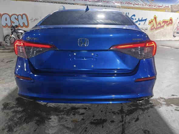 هوندا سيفيك موديل 23 مواصفات سبورت 
بصمه تشغيل وابواب 
تشغيل عن بعد اوتوهولد 
هاند برك بصمه
توقف ذاتي وقياده اليه 
سعر 132 وبها مجال للاتصال 
***********
***********
