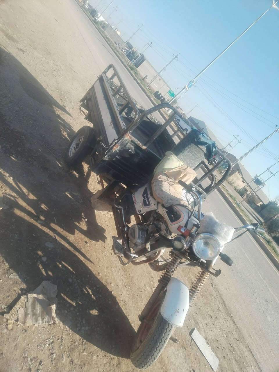 ستوته للبيع موديل 12مر قمه وجاهزه راعيه يريد يداور بديه ما مكصوص دراجه كله شغاله لايت اشاير سلف كامله سعره 900 وبيه مجال بصيط مكاني ناصريه قظاء نصر جماعت ليراسلون جذب ما تفيدك خويه اطلع كبل ترهم مراوس لهاتف ***********
