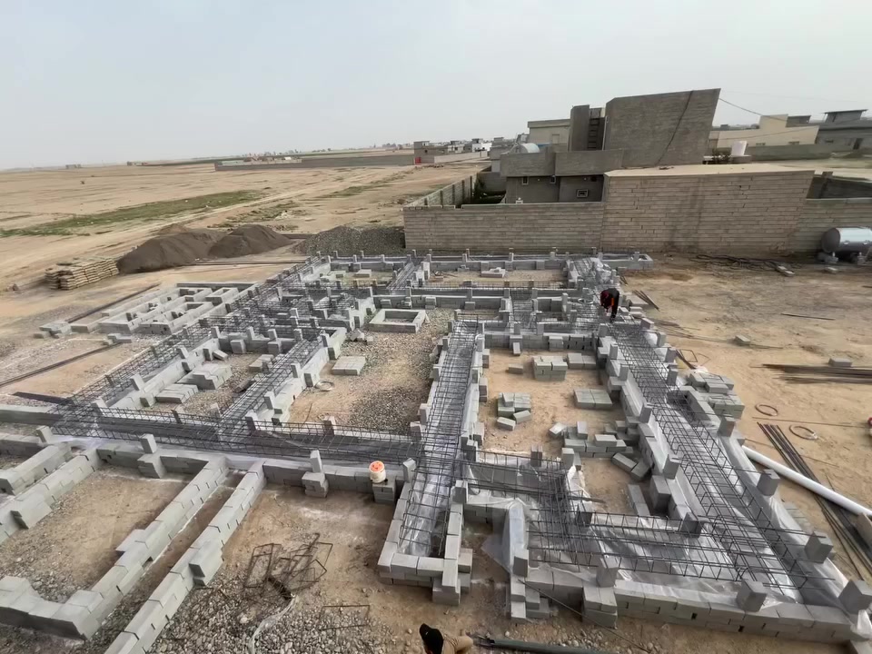 السلام عليكم
يوجد كادر تصفيط بلوك اساسات مع الحديد والصب بأسعار مناسبه 
للأستفسار اكثر / ***********
