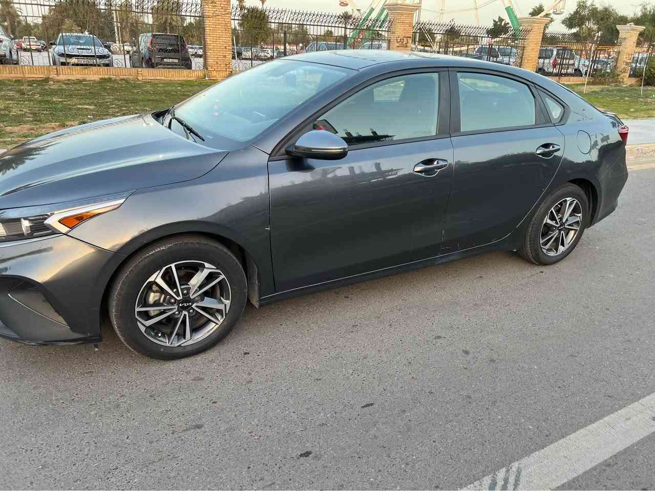 فورتي موديل 2023 وارد امريكي حادثهه جاملغ وبنيد جهة اليمين الجاملغ نفسه تصلح وانصبغ والبنيد مبدل ومصبوغ وباب السايق ايضا مصبوغ ايرباك استيرن فقط بدون دواخل شواصي سليمه ماشية 36 الف ميل
مواصفات شاشه وتحكمات استيرن رادار امامي وخلفي نقطة عمياء مانع تصادم قيادة ذاتية رقم بغداد الجديد سنوية لل 2030 السعر 135 ورقة صور الحادث ع الخاص
0️⃣7️⃣7️⃣1️⃣0️⃣6️⃣2️⃣0️⃣0️⃣2️⃣4️⃣ بغداد, العراق


**إذا كنت صاحب هذا الإعلان وتريد حذفه لأي سبب، رجاءا أرسل رسالة إلى الدعم الفني**