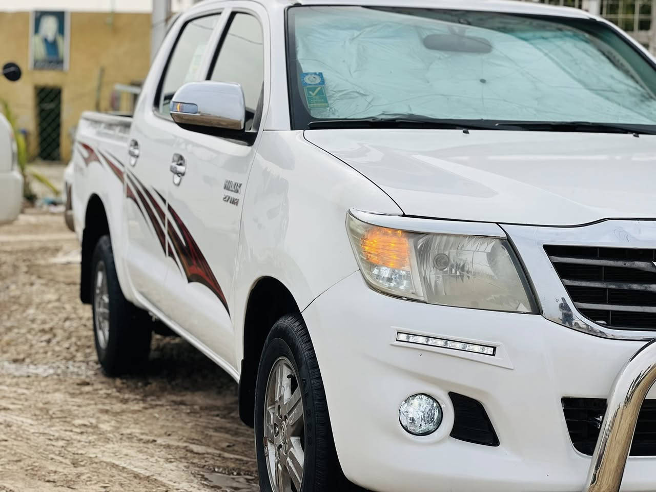 اسلام عليكم احبتي ❤️
سياره للبيع تويوتا هايلوكس دبل قماره                                     موديل : 2014 اوتماتيك
مكينه :2.7VVT-i 
سعر : 230ورقه
الموصفات:كويتي فول 1/1
الموقع📍 :ذي قار الرفاعي مقابيل تقاطع سيد احمد الرفاعي 
تحويل ثاني يوم 
الاستفسار الانتصل
***********
