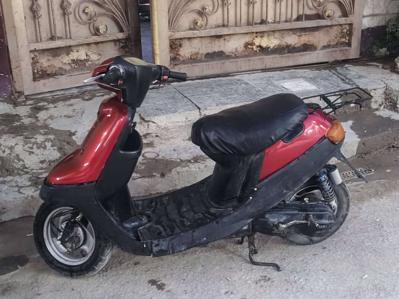 للبيع دراجة بطه شغاله شلع حلو السعر 200 وبيه مجال( ***********)
