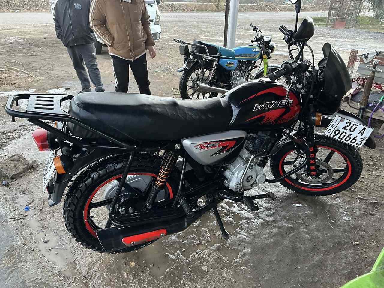 بوكسر جبلي موديل 21رقم وسنوية  ناقصة بس عينه  جدامك نضافة ٩٠٪؜ سعر 1900 بي مجال حك الجية مكان ديالى الخالص ما متواجد ع الخاص ***********الموشراي لا يحجي من كيفة
