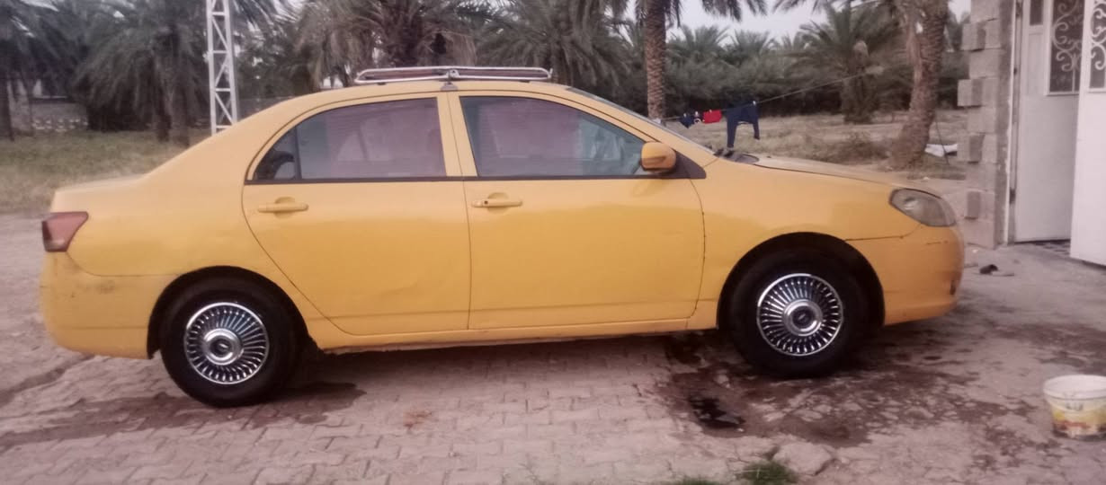 سياره للبيع بي واي دي جي ثري كير عادي ٢٠١٣ رقم بغداد  رقمها جديد باسمي محرك جديد تخم تاير تبريد حداديه  فول السعر ٤٢ وبينه مجال قليل العنوان واسط العزيزيه ***********
