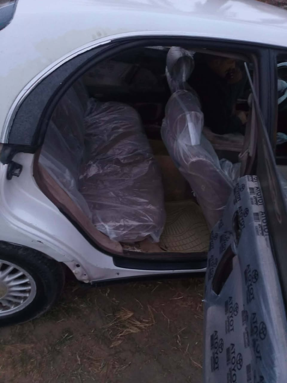 سلام عليكم سياره ماجسته مديل ٢٠٠٠ سياره نضيفه محرك غرفته صدر بس كشره كدامك متوازي عل بيعته عندي ضرف قيم وخد الله شاهد عندي ضرف رقَم***********1
