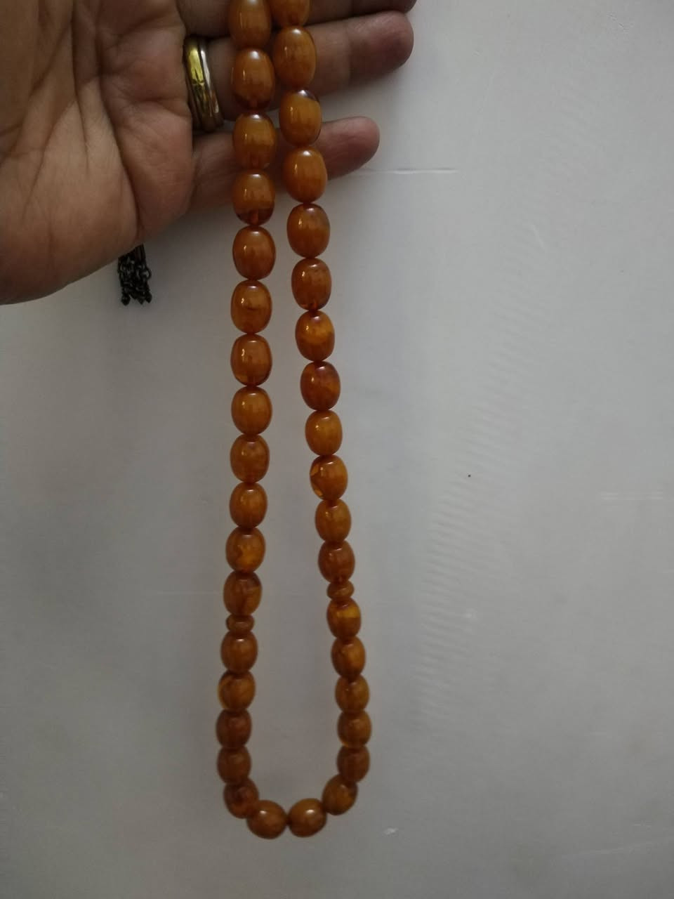 سبحة فاتوران خد وخد 33 حبة كركوشة فضة نظافة مائة بالمائة السعر 150 الف للاستفسار الاتصال على الرقم ***********
