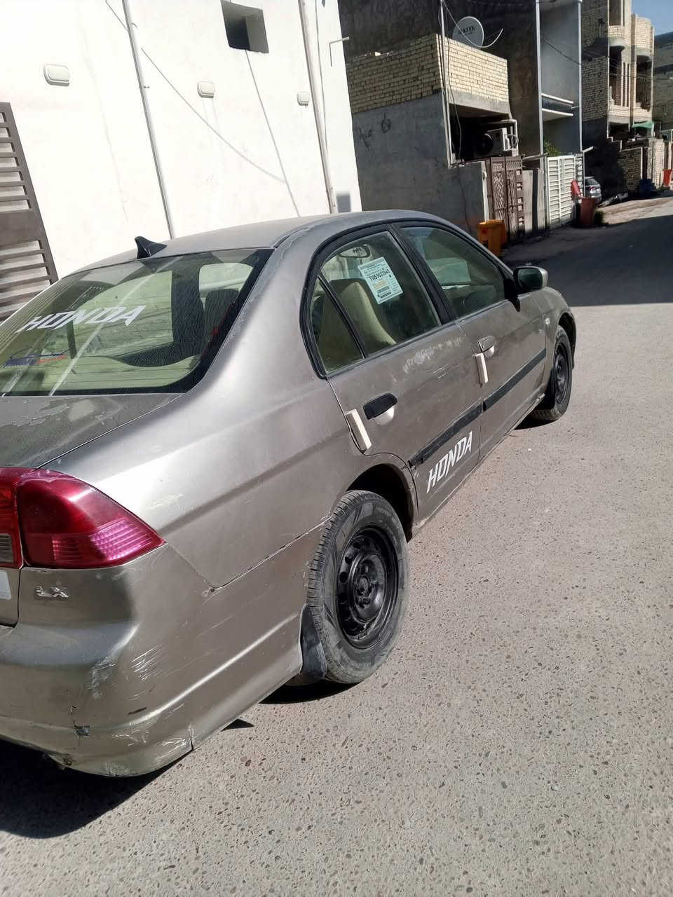 سلام عليكم سياره هوندا  سيفك 2004 للبيع
كير ومكينه مكفولات صدر نضيف تايرات اخو لجديد جاهزه نقص بس كمبريسر تبريد كهربائيات جاهزه شاشه 

السعر ٣٥ وبيها مجال

***********
