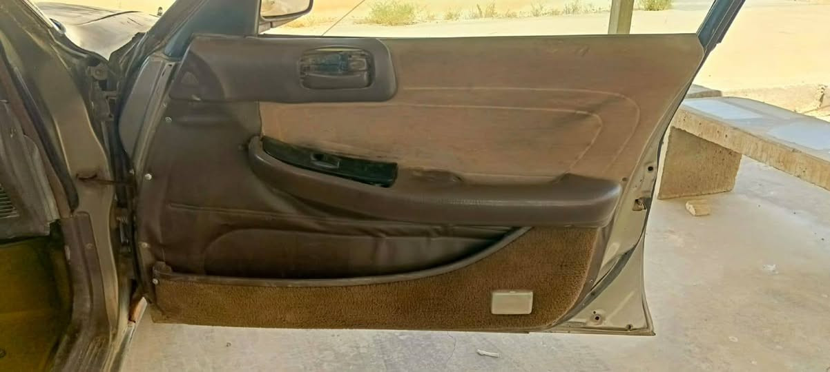 السلام عليكم مارك كربلائي كير عادي محرك ونجي محرك وكير جدد كلش صدرها زين مسمكرة وكامل  فقط صبغ سعرها ٣٠ ورقه قفل مكاني واسط ***********
