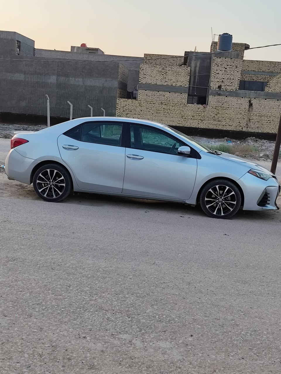 كورلا موديل 2019 للبيع بيها جاملغ امامي وشويه بالبنيد صبغ سيارة جاهزة كلشي بلادي رقم بغداد مشروع وطني تتحول بابابل مكاني حله سيف سعد *********** .....السعر 120 وبيها مجال
