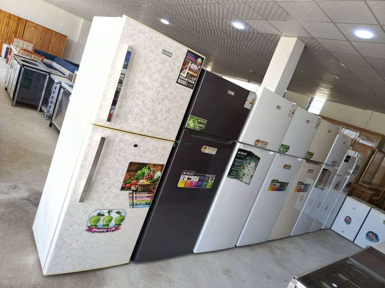 زبائننا الكرام 🌹🌹
✅ تم وصول وجبة جديدة من ثلاجات من شركة نوال التركية كافة الأحجام من 6 قدم إلى  22 قدم من ماركات عالمية  بسعر مناسب (( البيع اقصاد ونقد ))  وبالمواصفات التالية :

ومتوفر مجمدات جديد ومستعمل #وطباخات

متوفر كافة الماركات العالمية والأوروبية 
       
    المواصفات 

• حجم 22 قدم 
• ضوء داخلي
• مدخر للطاقة
• منخفض الضجيج
• تيرموستات قابل لتعديل الحرارة
• سلة خضراوات قابلة للإستخراج

⚠️ لا نتعامل مع المناشئ الرديئة اطلاقاً بل نتعامل مع الماركات العالمية وذات الجودة الممتازة . 

#عنواننا 

جنوب الموصل بلقرب من مفرق الشورة الشارع العام 

معرض الأمير للاثاث المنزلي 

#للطلب والاستفسار الاتصال على رقم الهاتف 

‏‪***********‬‏ 

هو المراسلة على الواتساب 

#معرض_الامير ….. #خيارك_الافضل

السنا الوحيدين ولكننا الأفضل
