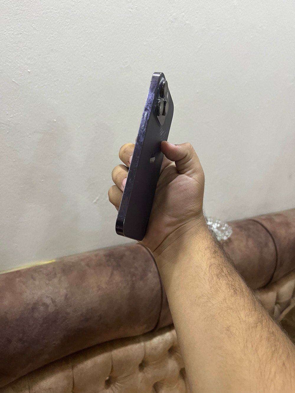 ايفون ١٤ برو ماكس 
دبل شريحه ذاكره ١٢٨ 
فقط ضربه بل ظهر مماثره ع استخدام
الموقع ابودشير   السعر ٦٠٠ الف قفل 
للتواصل ***********