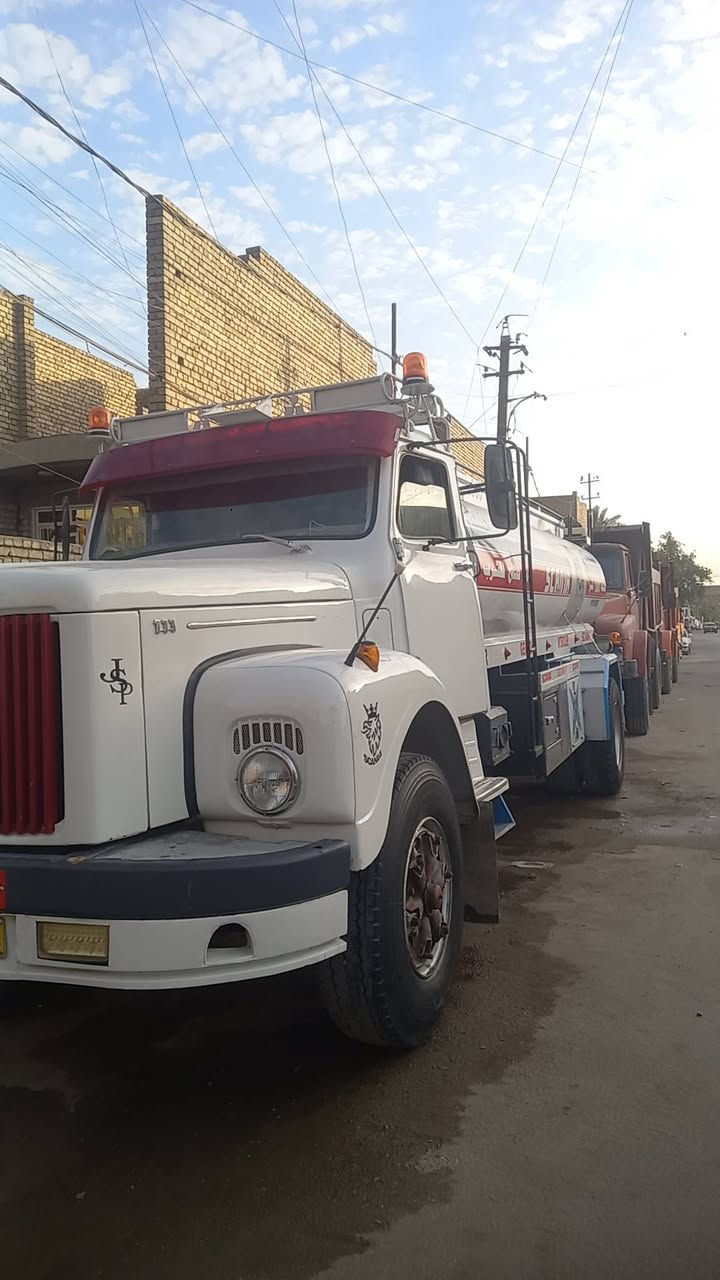 السلام عليكم سكانيه للبيع تنكر جديد تخم تاير ٢٢ اكسن بومه محرك ستندر للإستفسار عبر رقم ***********
***********
