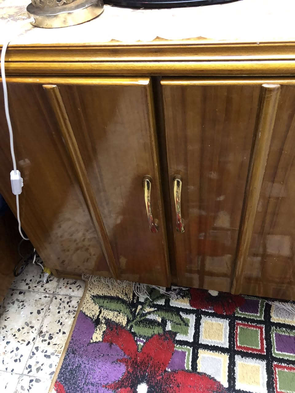 غرفة نوم تفصال عراقي ستة ابواب السعر 800الف الاستفسار ع الرقم ***********
