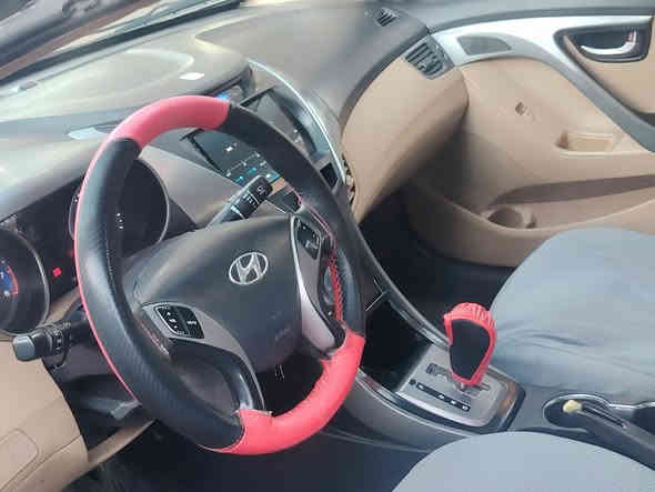 السلام عليكم ورحمة الله وبركاته //للبيع هونداي النترا خليجي موديل ٢٠١٣ مكينه ١٨٠٠ جاهزه كير ومكينه وحداديه وتبريد باسمي تحويل مباشر مكفول من العييب الشرعي السعر 90 وبيهه مجال للشراي وهذا رقمي ***********
