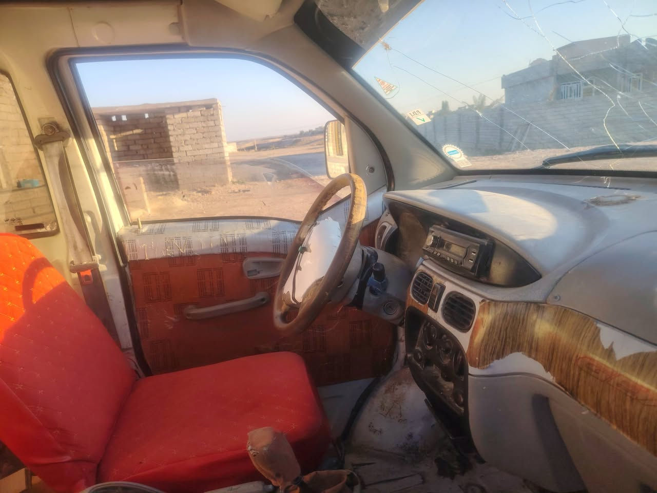 كيه هيفا 2007 محرك كير شرط نضافه كشر وتاير 
جاهزه .منفيس كامل السعر 22 وبيها مجال بسيط 
***********
