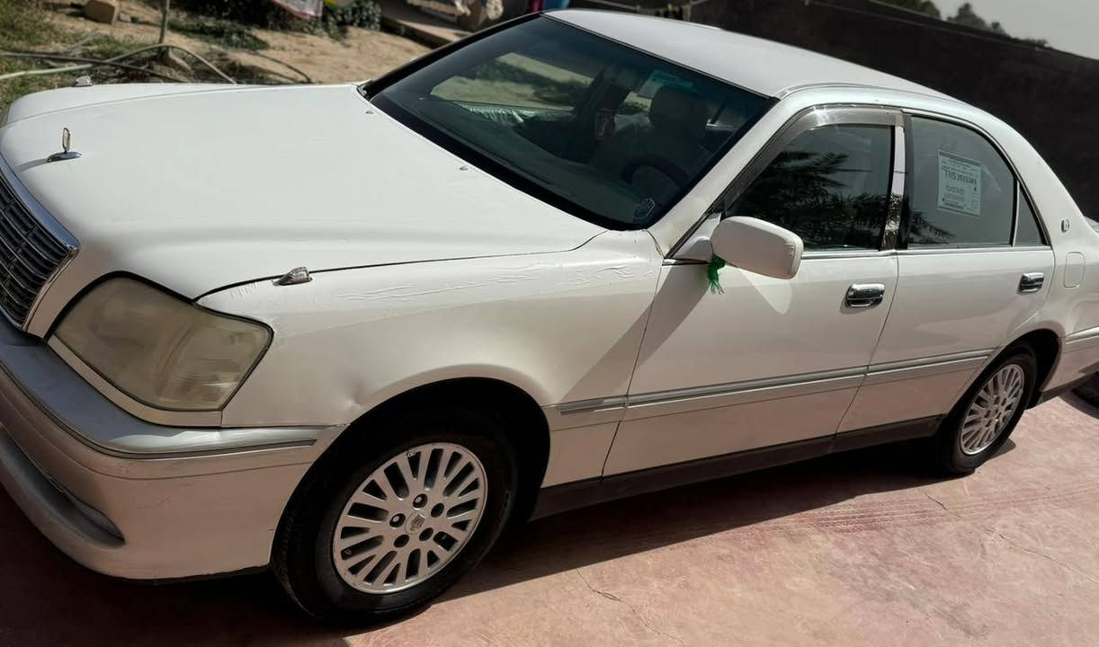 السلام عليكم
ملكه مديل 2003  ادوات ادوات كصه جنطه  

دكمتين2

 تايرات 4بلكارتون

مكينه ديفور الكبير 

كير حداديه بلكارتون 

تبريد ثلج متوئه رقم اصلي وسونيه طبق الاصل دك حاسبه وين مايعجبك 

السياره مكفوله من الظربه والدحچه عد الكص

السعر32وبيه مجال *********** 

ملاحظه السياره نفس الصوره واحله بعد تجي وتشوف بعينك
