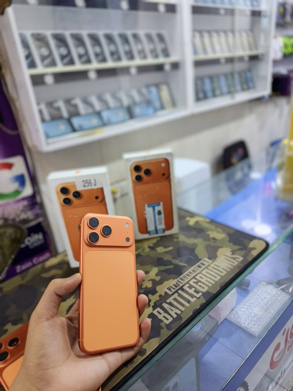 للليع ايفون  17 pro msx
🟠 اللون: برتقالي مميز 🧡
💾 الذاكرة: 256GB
📶 الشريحة: eSIM (إلكترونية)
🔋 البطارية: 100
📦 الكارتون الأصلي موجود مع الجهاز
🛍️ الجهاز مشتري من شركة معروفة
💎 الحالة: نظيف جدًا، استخدام خفيف، ولا بيه أي ملاحظة.

🌟 جهاز راقي بمعنى الكلمة .

📩 العنوان كربلاء شارع الامام الغباس ع مجمع سوق المهدي للاستفسار أو الحجز، راسلنا على الخاص.

***********
