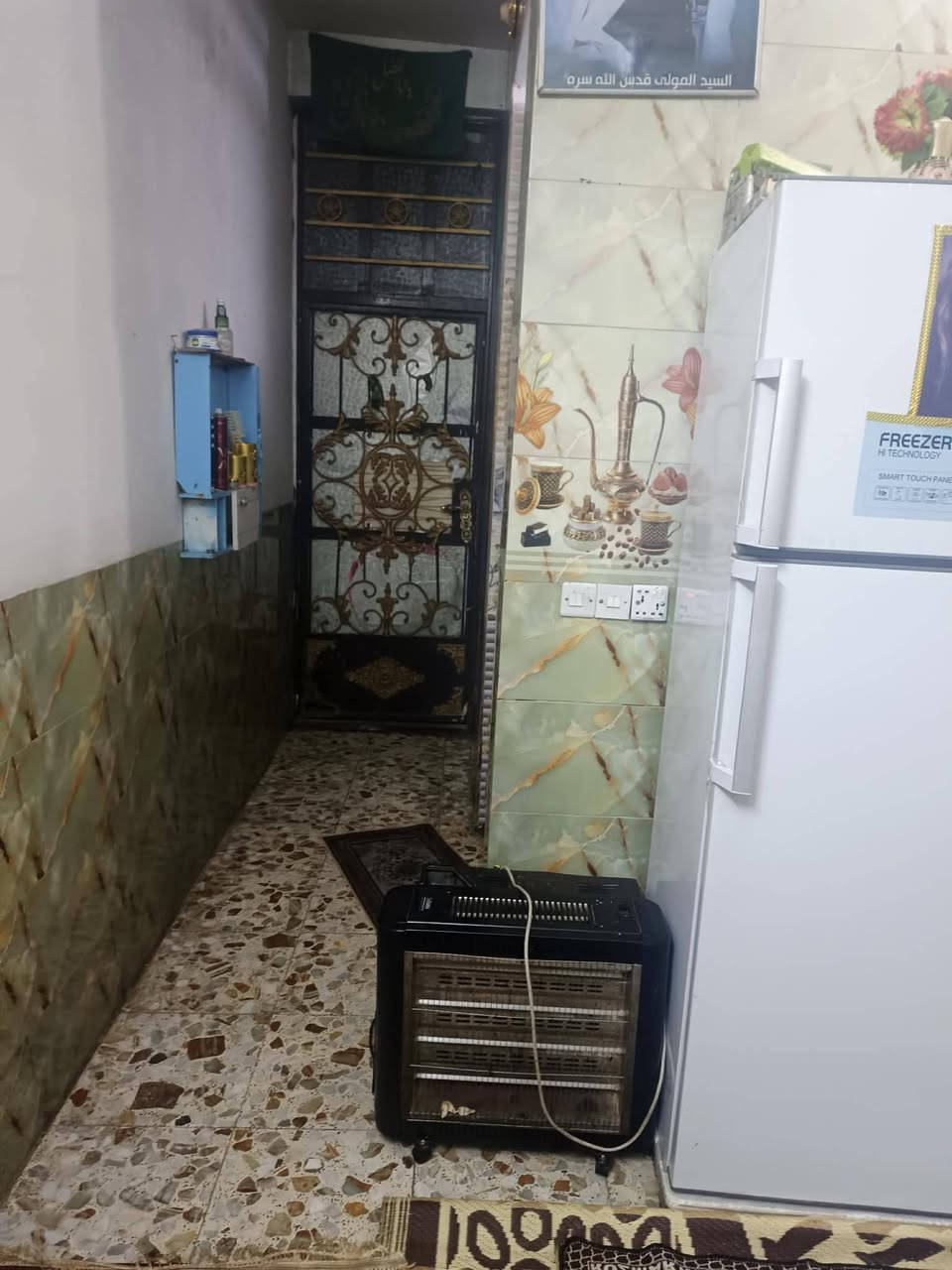 سلام عليكم بيت البيع سبب الوعود الكاذبه بيت 100 متر طابق ونص السعر 95 ام الكبر غزلان ابو درع مقابيل قطاع78 سند25 الرقم الاستفسار ***********
