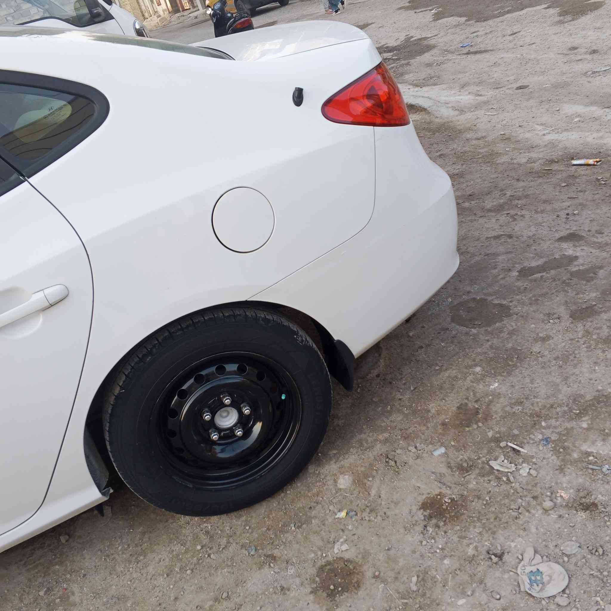 سلام عليكم سياره النترا المقدس اللبيع موديل 10 سياره جديده قطره صبغ مابيه سياره  ماملعوب بيه برغي مكينه كير جدد مكينه 2000 سياره جديده سياره فول فتحه سقف واحد على واحد هاذه رقمي ***********
