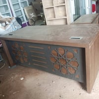 ميز مكتبي • ١م٨٠ • نضيف