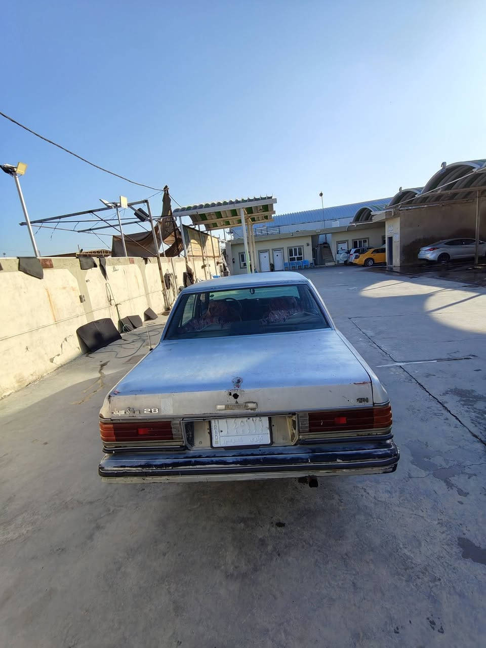 سياره سوبر مديل 82لبيع او مراوس حسب القناعه مكينه كير خير من لله حداديه 100/80 مكان ذي قار سوق الشيوخ رقم الهاتف ***********
