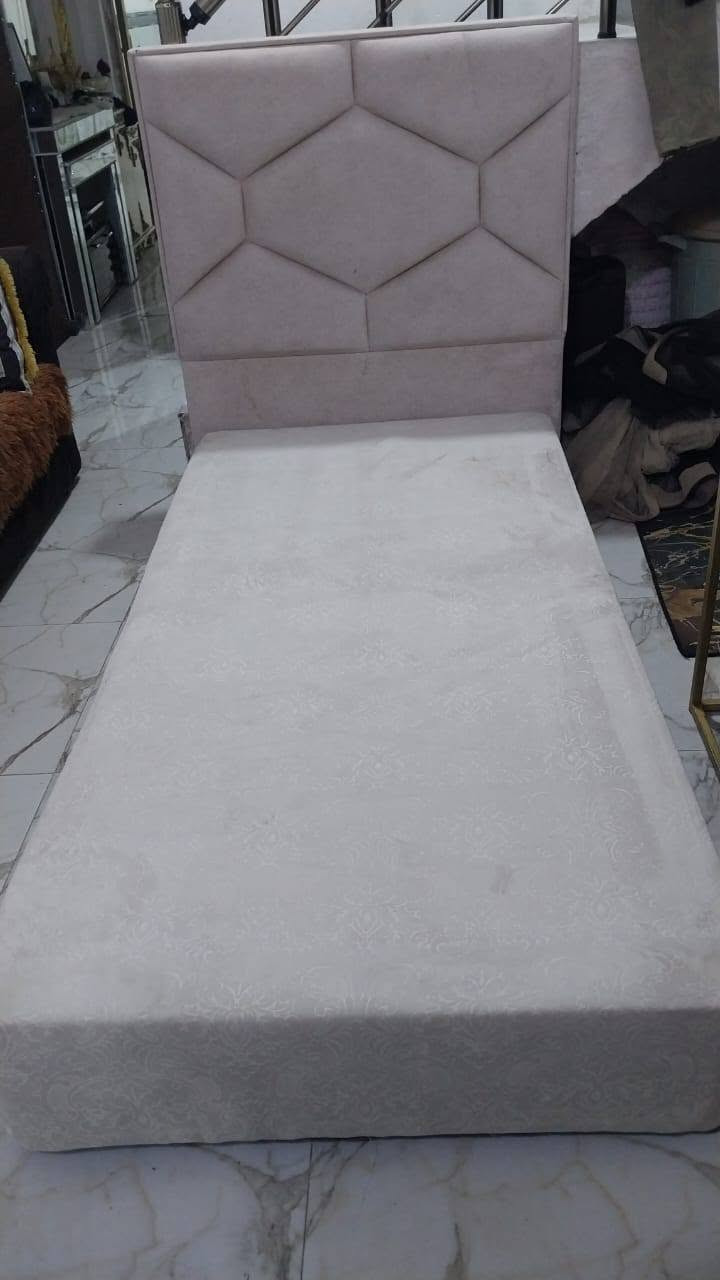 جرابي نفر مكانهن بصره القبله سعر الوحده ٧٠ موجود توصيل داخل البصره فقط البصرة, العراق


**إذا كنت صاحب هذا الإعلان وتريد حذفه لأي سبب، رجاءا أرسل رسالة إلى الدعم الفني**