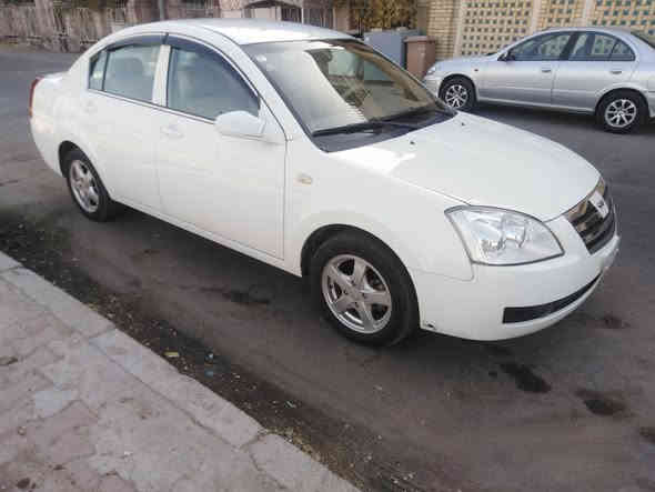 تحية طيبة الى إدارة الموقع ورواده المحترمين
(للجناية فقط)
شيري a5 موديل 2008 كير اوتوماتيك ميكانيكي نظيفة جدا رقم بغداد مشروع وطني حرف ج  سنوية بأسمي غير منتهية تدفئة تبريد خير من الله مكينة مجفتة يم مهند الانكليزي كلفتني مليون واربعمية الله شاهد والكير ممتاز ...السيارة مابيهة دكمة متشتغل كلهة بلاد الحمد لله بدون صبغ ...بيهة جراد الصباغ كال يكدر يعالجة بالبوليش ...بدون قطرة خياس ...بيهة بارد على كد كف اليد وبيهة شخط بالصفحة ....السعر 57 للاستفسار اكثر اتصل على الرقم *********** 
ملاحظة اقساط ما ابيع وما ابقي ولا دينار على التحويل ...السيارة كدامك تجي تفحص كامل وتقتنع وبرسم الخدمة .
