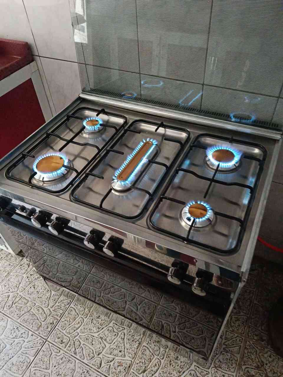 طباخ عشتار مصري نظيف سعر ٢١٥مجال بسيط مكان ابودشير وكو توصيل كروه*********** بغداد, العراق
