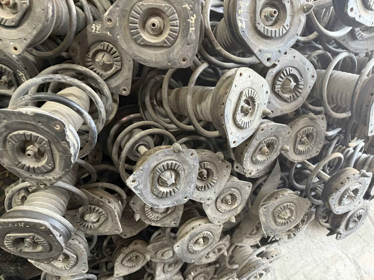 عرض خاص دبلات اصلي تفصيخ رينو فلاونس سافران 12 مجمع محمد شون توجد خدمت توصيل جميع المحافظات *********** واتس
