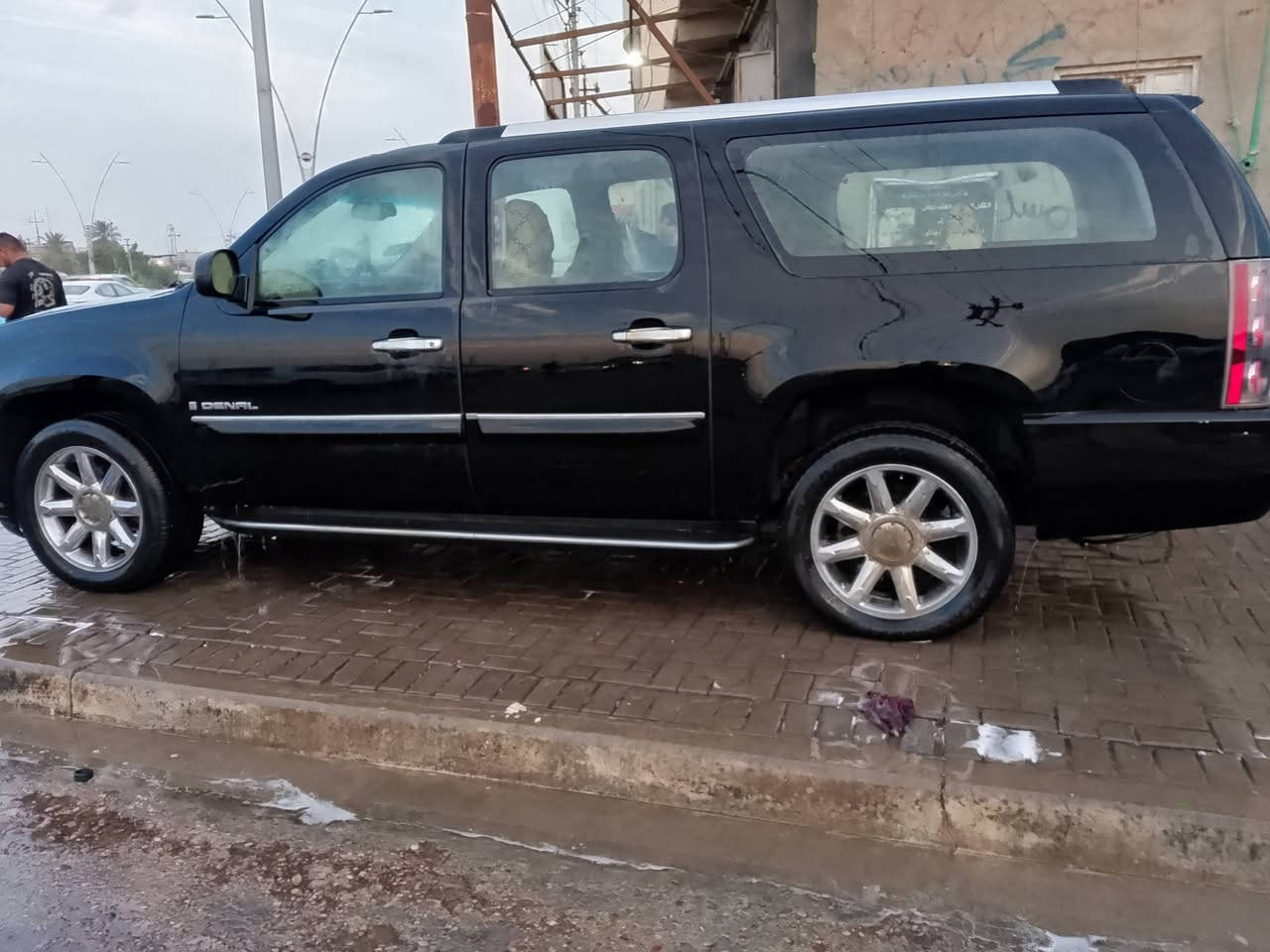 سلام عليكم يوكن للبيع مديل 2007 وارد امريكي 
بدون ارقام كفاله عامه 
التفاصيل والسعر الاتصال ع الرقم ***********
