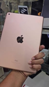 ايباد ٦ • قفل • محدث