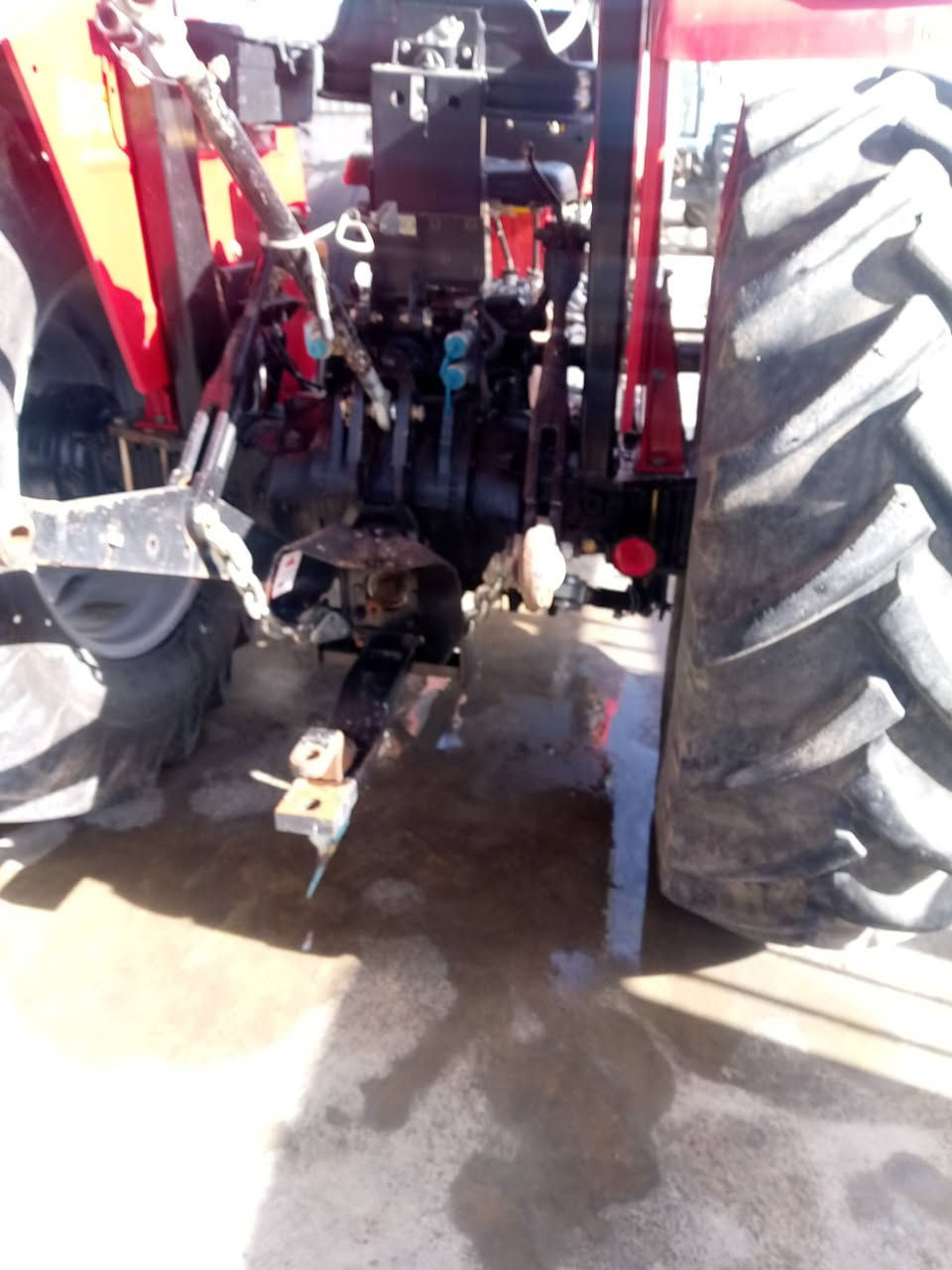 فوركسن ايراني حجم 285 موديل 2024 رقم سليمانيه انكليزي مكينه على الشركه ماشيه ٧٠٠ ساعه مكان واسط الزبيديه السعر 135$
***********
