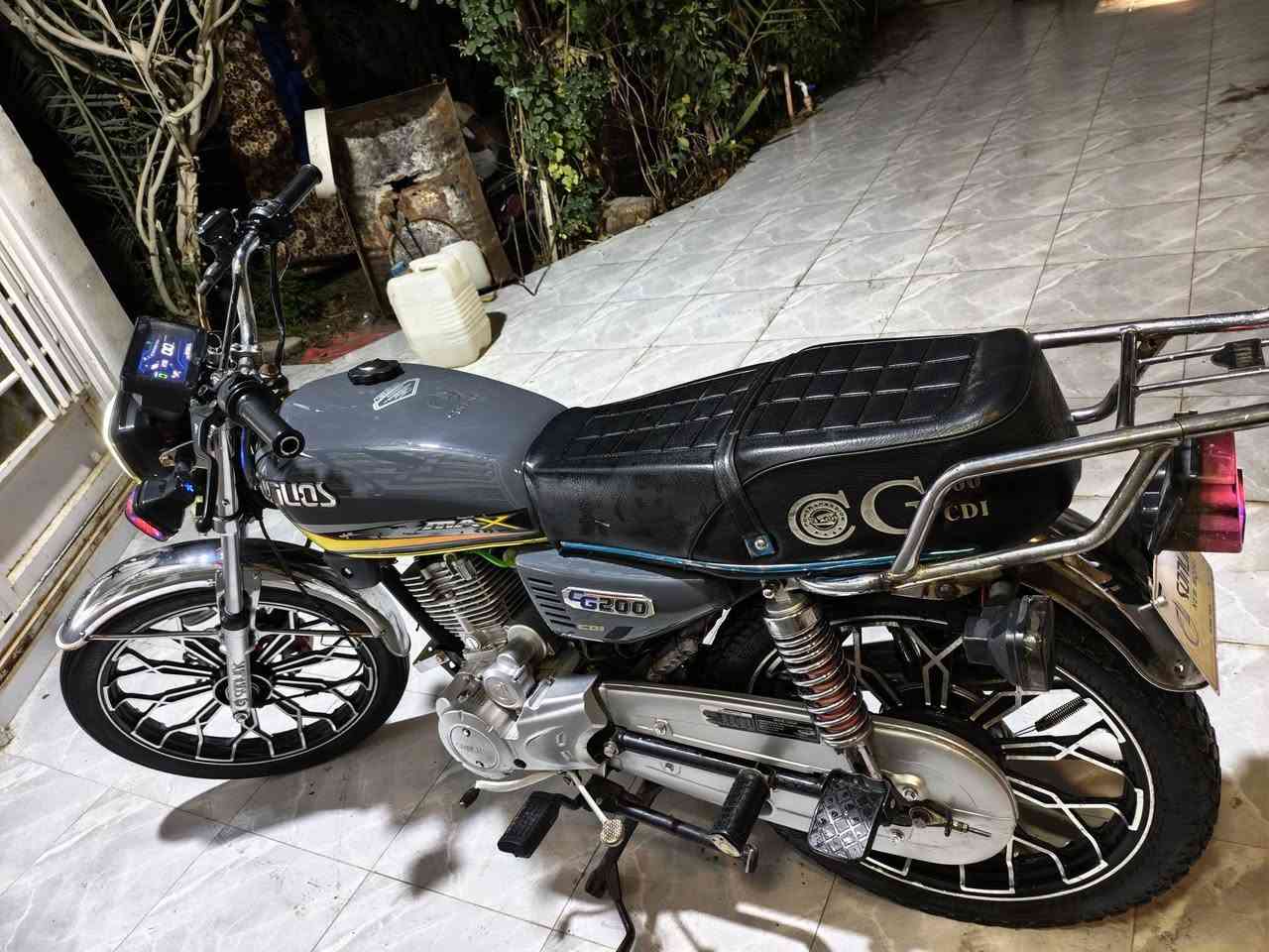 يراني سولنلك محرك 200 فول نضافة اي نقص مابيه للبيع 700 قفل لما يشتري لا يدخل يعامل  قفل 700 ربع ما ينزل  مكاني دلي عباس ... يجي اوراقة كارت ومني فيس


**إذا كنت صاحب هذا الإعلان وتريد حذفه لأي سبب، رجاءا أرسل رسالة إلى الدعم الفني**