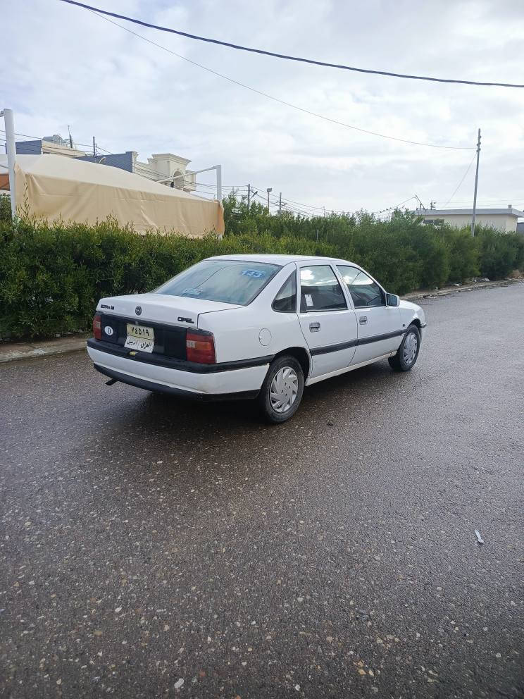 ئۆپل ڤیکتڕا مەکینە 18 گێڕ تۆماتیکە مۆدیل 1992 گێڕ مەکینە بەشەرت سحری 38مەجال ژمارەی موبایل *********** فاحس و هەزە نوێیە چوار تایەی نوێیە سەیارە زۆر جوانە ماڵی فەقیرە  شوێن هەولێر أربيل, العراق
