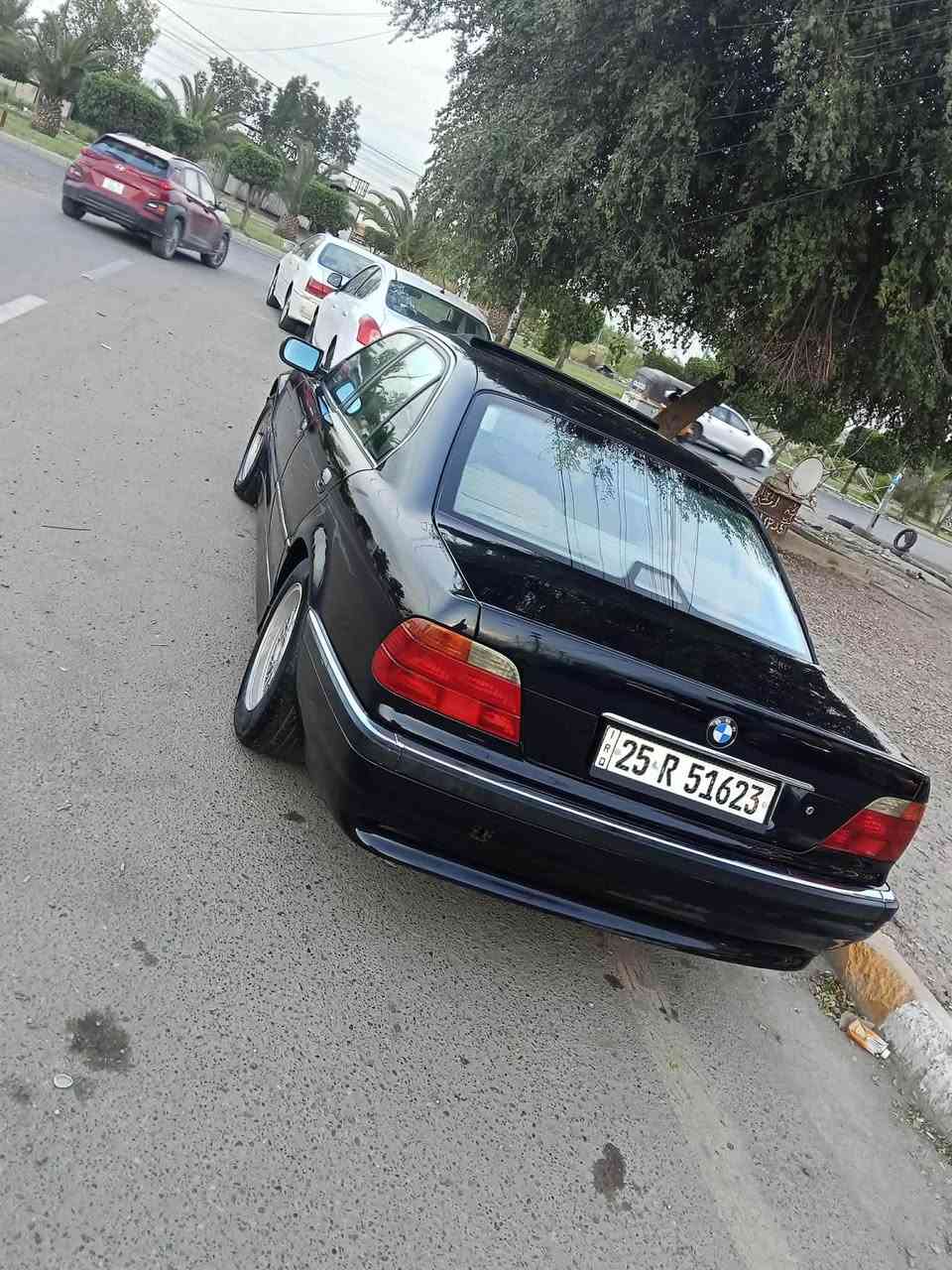 سلام عليكم 
بي ام خفاش 
موديل 98 محدثه داخل وخارج 2001
مكينه 44 هوه كير تبتروك 
كير مكينه جدد بشرط 
داخل جديد كشنات 16 حركه 
صدر جديد تخم تاير جديد انتاج 25 باتري جديد 
ادامه كامله 
رقم كركوك جديد بسمي تحويل اي مكان 
رقم ‭***********‬
مكاني بغداد الغزاليه
***********
