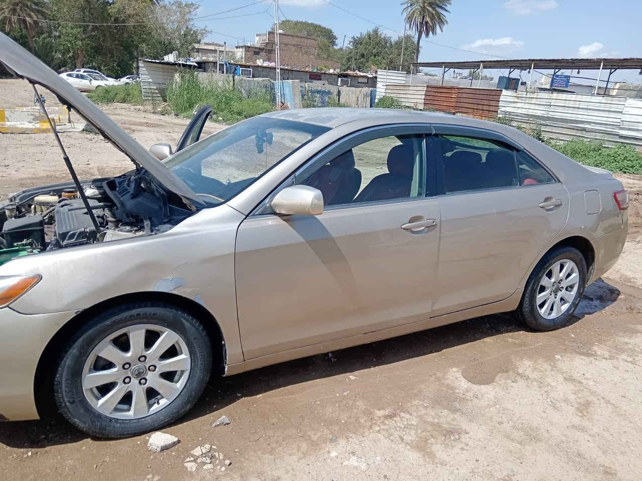 السلام عليكم من رخصت أخوية الأدمن كامري ٢٠٠٩ أمريكي مبدل جاملغ الأمامي صفحت السايق معجون بيها جاملغ الخلفي صفحة الصدر كير ومكينة خير من الله سيارة بيها قطع جراد موضح بالصورة استفسار على رقم ***********
