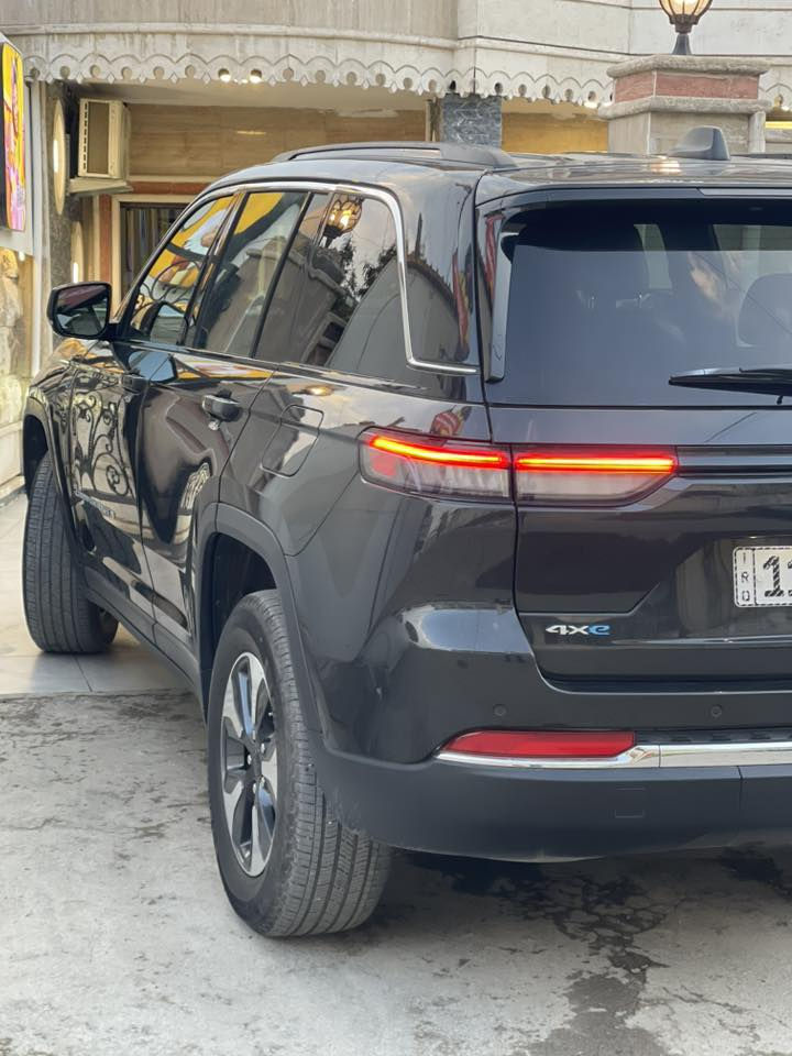 السلام عليكم جيب هايبرد 2024 دخول جديد حادثه بنيه وشويه بل جاملغ حادثه صطحي بدون دواخل بدون أيرباك بدون شواصي حادثه كلش حلو ومابيه اي مسج مصلحه تصليح مظبوط وكلشي مبين بل صور موصفاته بانورما كشنات تدفئه ورادارات جانبيه وجنطه كهرباء وتوقف ذاتي السعر 32 ونص مكان السياره بغداد الجادريه للاستفسار ***********
