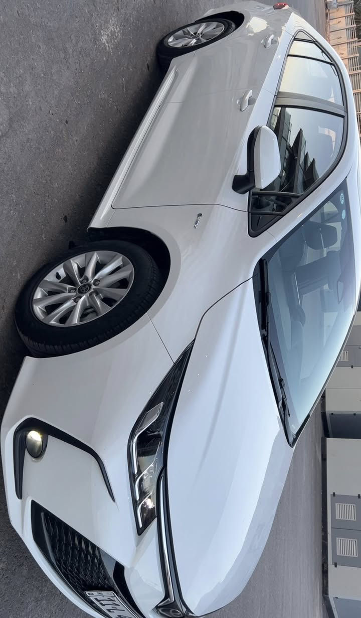 السلام عليكم
للبيع توتويا كورلا هايبرد 
الشكل الخليجي 
موديل 2024
ماشيه 26 الف كيلو 
سبير ما نازل
بيه بارد بلبنيد  مأشر بصور 
رقم بغداد تحويل مباشر 
السعر 144
مكان السياره بغداد 
للاتصال ***********
