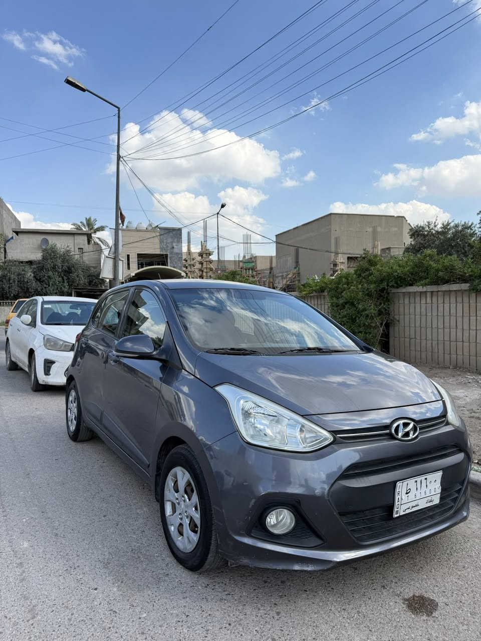 هونداي i10 2015 خليجي مكفولة استلام شركة على أيدينا 
رقم بغداد مميز 
السعر ٨٣ ورقه وبيها مجال بسيط جدا 
ماشية 100 الف كيلو حقيقي 
السيارة مكفولة من الصبغ والحادث ( بيها فقط دحجات ورصعات بلادية السيارة ما ملعوب بيها ) 
محرك وكير وتبريد مكفولات 
صدرها جديد وباتري جديد وتايرات جدد حتى سبيرها والعدة مالته جدد ما نازلات 😅 
مواصفتها تحكم ستيرن وشاشة ومقاعد نص جلد نص قماش وكامرة ومري شفط واشاير بالمري 
ومسويلها صيانه وجاهزه السيارة ما تصرف عليها اي شي 
مكاني بغداد المنصور للأستفسار : 
***********
