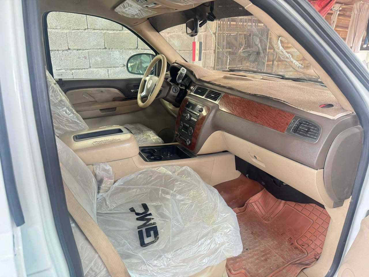 جي ام سي يوكن 
مديل2007خليجيه 
........................... 
كفاله ضربه تبديل صبغ 
عيب شرعي كله مكفول
............................. 
 مكينه مكفوله
كير مكفوله
وحداده جاهزه
............................ 
 ويل كب 2022 تأيرات جدد
تبريد تدفئه كله جاهز
............................. 
مرايات شفط 
منضومة زنون
تشغيل عن بعد
.......................... 
سنويه 2030
هزه جديده 
بسمنه السياره
تحويه ثاني يوم 
.......................... 
السعر 190بيه مجال بسيط
البصره ابو الخصيب حمدان 
***********
