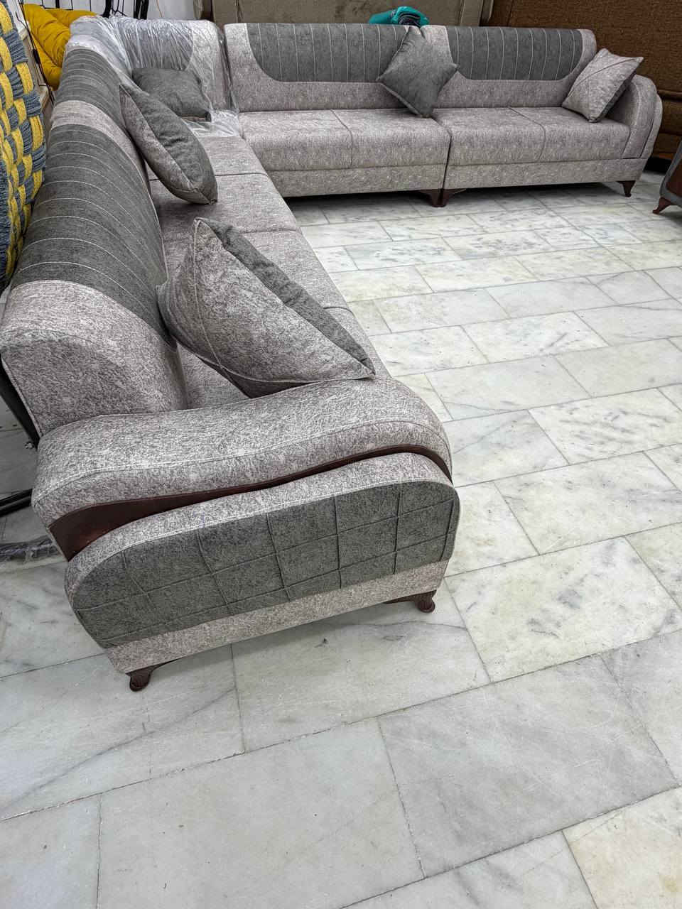 ديوان حرف L مودرن تركي مقعد ضغط عالي سبرنك وبلوك اسود  لكماش تركي بضمان من لمحل 5 سنوات السعر ولستفسار اكثر خاص او علئ رقم ***********
