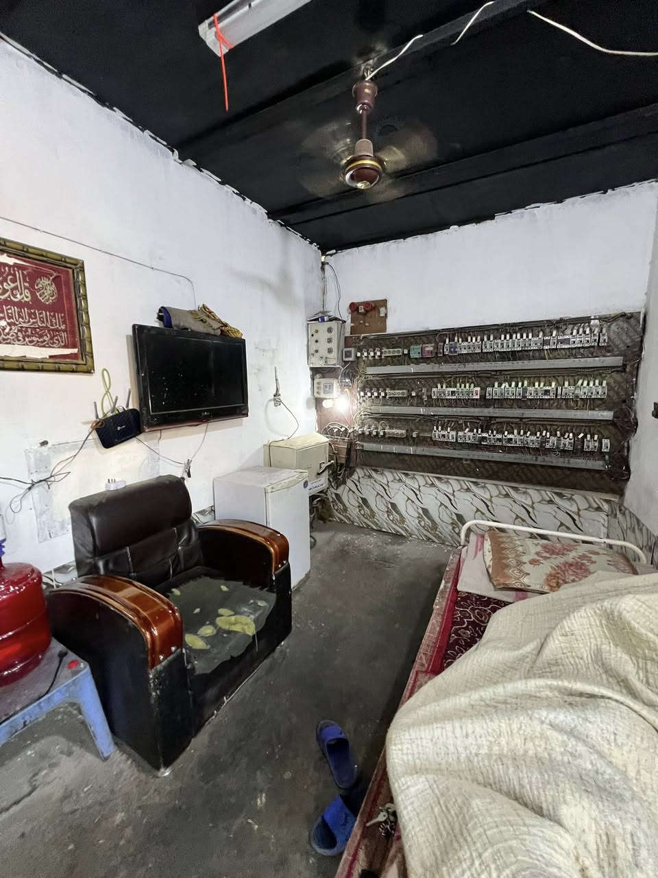 موقعين للبيع مدينه الصدر الكياره بيناتهن ضفيره بي 4 مكاين 2 اشتاير او وحده 113 او الرابعه بيركنز والحمل 1300 اوبي 3 حصص كاز ‭0770 648 2810‬

