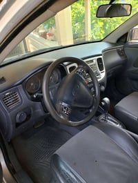 للبيع ‭0790 574 3570‬ كيا ريو موديل 2009 مكينه المرغوب 1600✅  كهربائيا...
