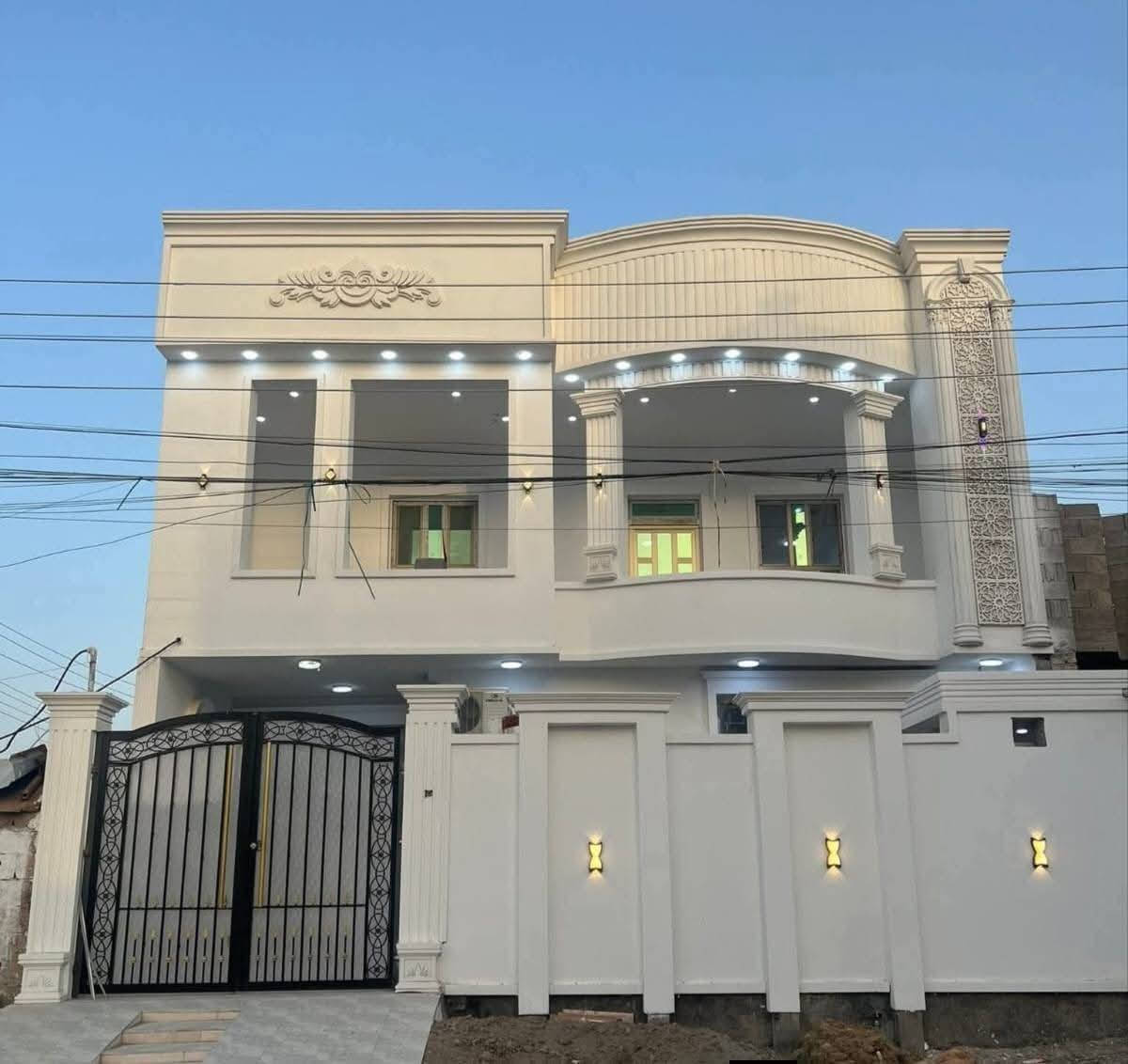 سلام عليكم اخوان عندي بيت حي أستاذة بيت بعده زيرو بناء 2026طابو صرف موباشر مساحته 200هذا رقمي للتواصل ***********
