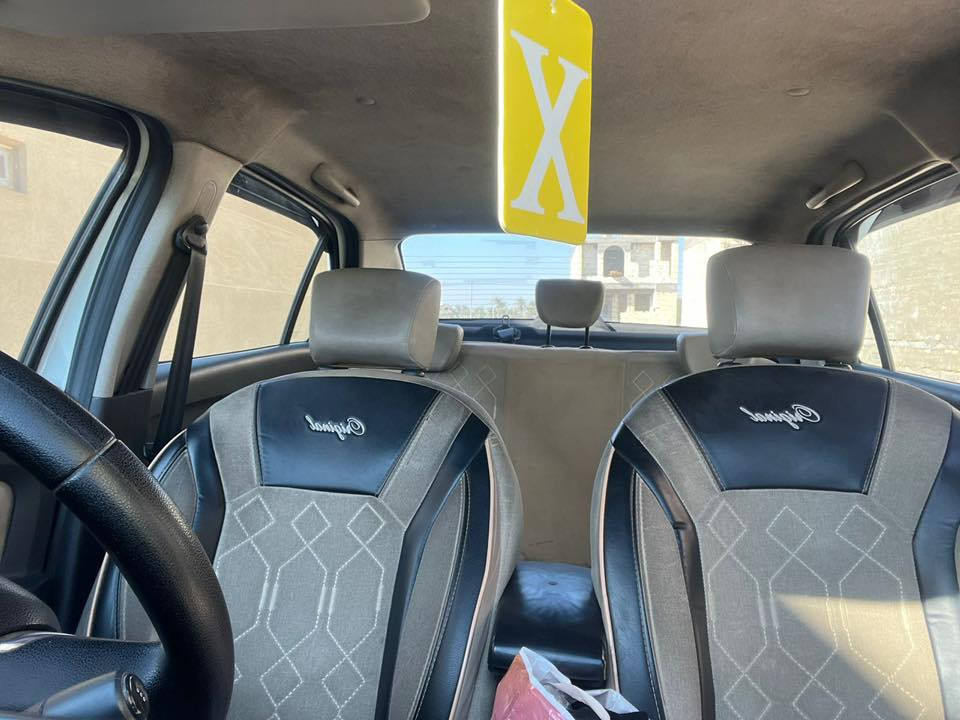 السلام عليكم رينو سيمبول 2020 كفاله كير محرك باقيلها شهرين وتفك اليشتري اواجها ويه صاحبها ابو السنوية سعرها 76 وبيه مجال قليل حك الجيه سياره حلوة ومرتبة بيها ضربه خفيفه بالحوض مصلحه كامل  استفسار  بغداد التاجي رقمي ***********
