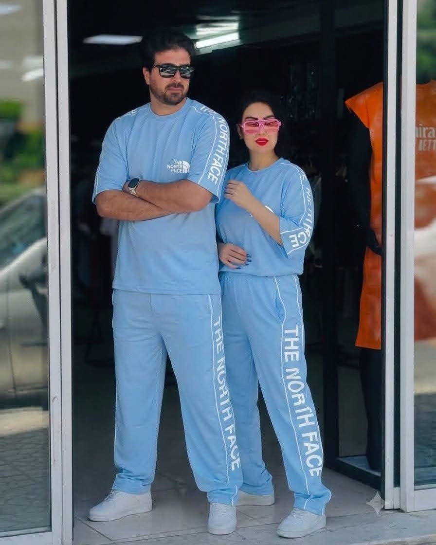 يا مساء الكوبلات  الفخمة 😎😎  
ياويلي ع الجمال 

في اجمل من هيك ☺☺

قماش قطن كومباكت  صيني نخب اول 
طبع  حراري 

قياسات 
M L XL XXL 

توصيل بشام شحن للمحافظات
حماية الكوبل  حماية قطعة 😍


**إذا كنت صاحب هذا الإعلان وتريد حذفه لأي سبب، رجاءا أرسل رسالة إلى الدعم الفني**