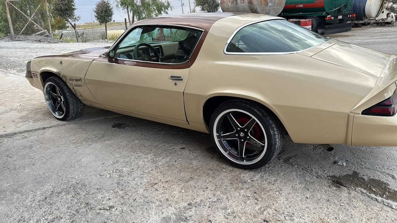 🚨🔥 كلاسيك أمريكي أصلي… كمارو 1979 🔥🚨
Chevrolet Camaro 1979 😈

💥 هيبة الزمن الجميل + صوت أمريكي 💥
الموديل: 1979
الموقع: كركوك 📍

━━━━━━━━━━━━━━━
🔥 الحالة:
محرك + كير بلادي ✅
جاهزة للبيع أو المراوس 😈
سيارة كلاسيك مميزة للذويقين 💯

━━━━━━━━━━━━━━━
🔥 سيارة نادرة + شكل كلاسيكي يخطف العين
🔥 فرصة لعشاق الأمريكي القديم 😍

━━━━━━━━━━━━━━━
💰 السعر؟

اكتب (كمارو) بالكومنت 📩
ويصلك السعر مباشرة على الخاص 🔥

━━━━━━━━━━━━━━━
🚨 عندك سيارة للبيع؟ 🚗
أرسل الصور والتفاصيل، وسنقوم بعرضها على صفحتنا مجاناً 🔥
فرصة للوصول إلى عدد كبير من المشترين 💯

━━━━━━━━━━━━━━━
📍 المكان: كركوك


**إذا كنت صاحب هذا الإعلان وتريد حذفه لأي سبب، رجاءا أرسل رسالة إلى الدعم الفني**